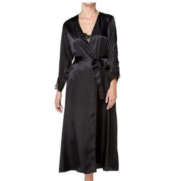 Flora by Flora Nikrooz Stella Black Satin Venise Trim Robe Women's Size XXL - Picture 2 of 11